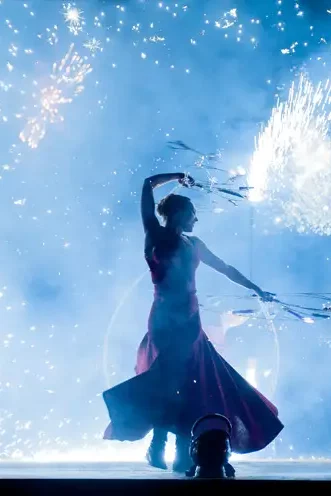 danseuse dans les artifices